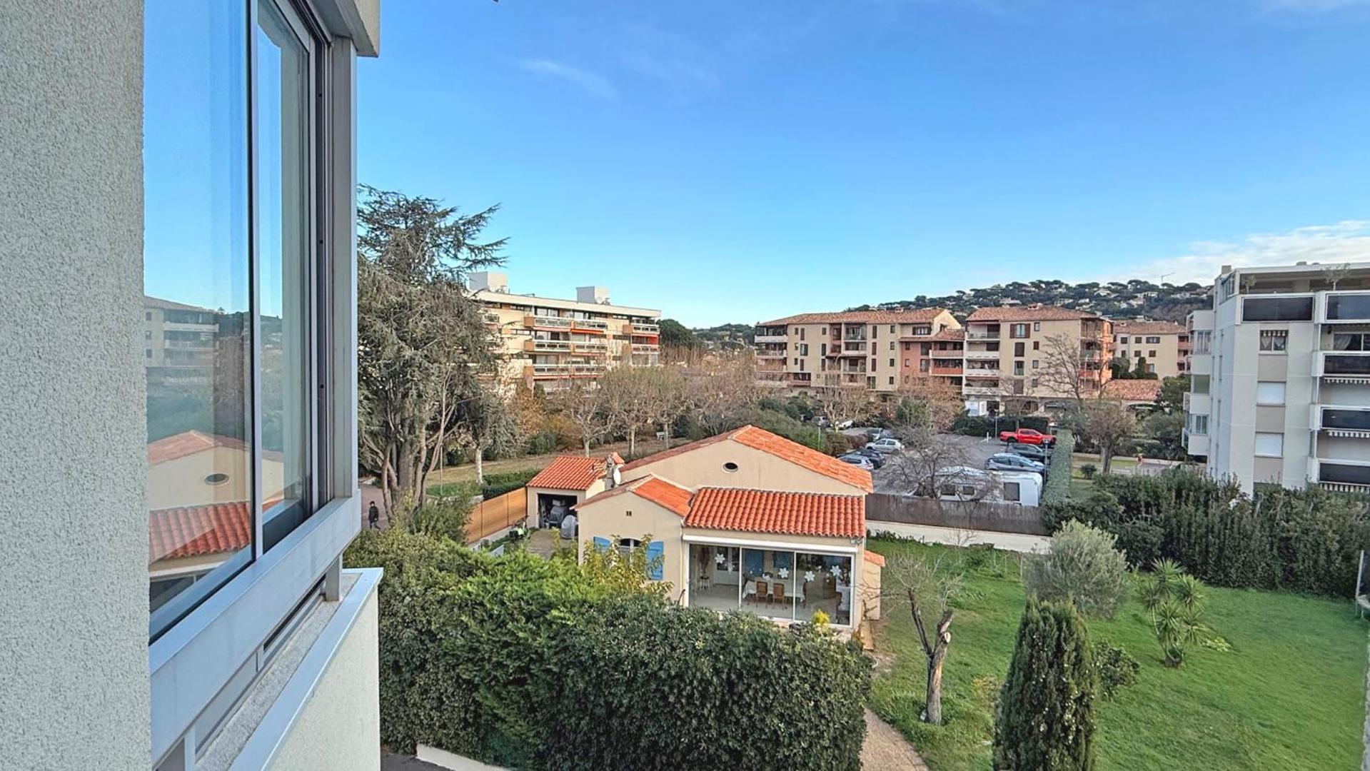 Les Coralies Apartment Sainte-Maxime Exterior photo