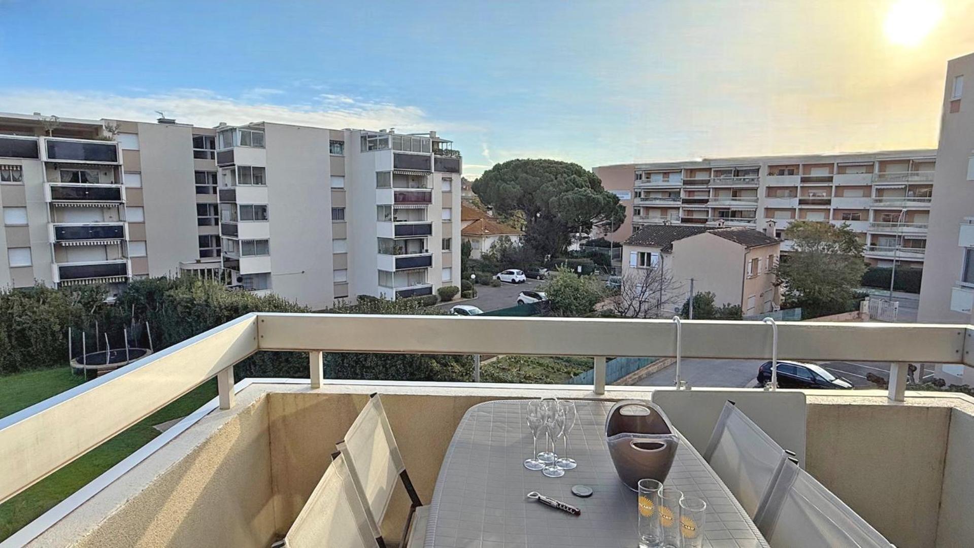 Les Coralies Apartment Sainte-Maxime Exterior photo